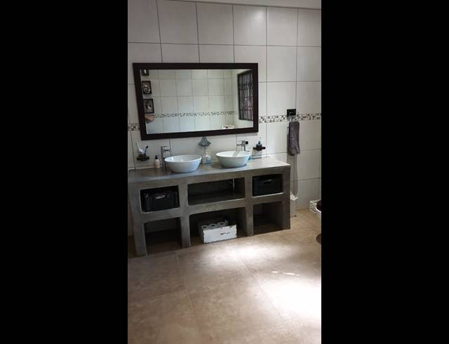 3 BEDROOM FREEHOLD SOLD IN WONDERBOOM SOUTH